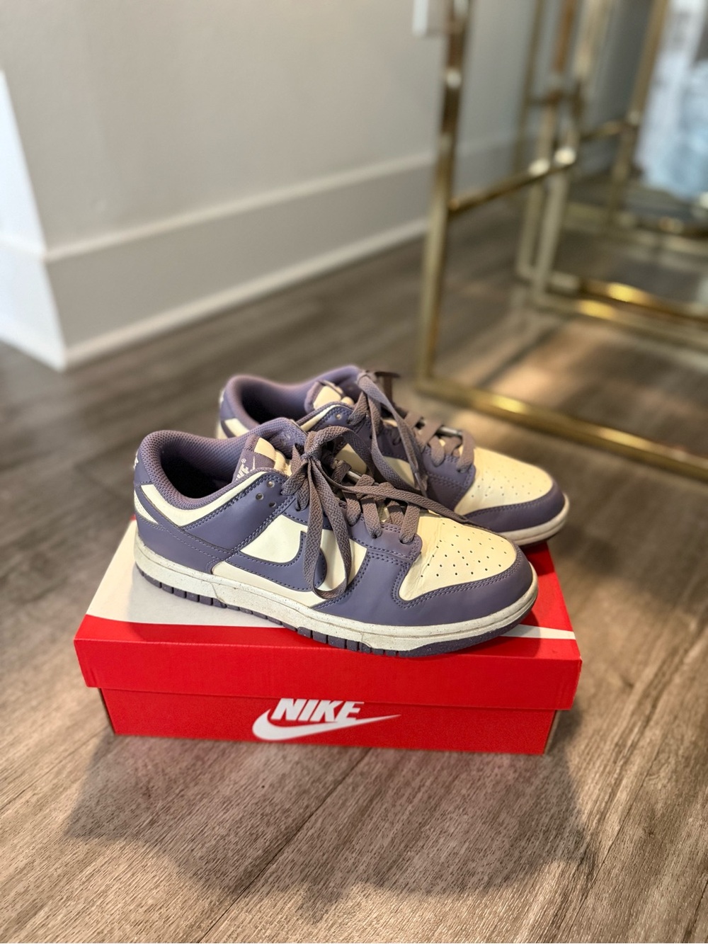 Nike Women Low-Top Sneakers in Lavender and Cream